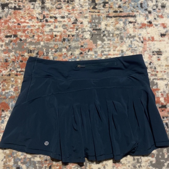 Lululemon Teal Ruffled Athletic Skort - Picture 2 of 3